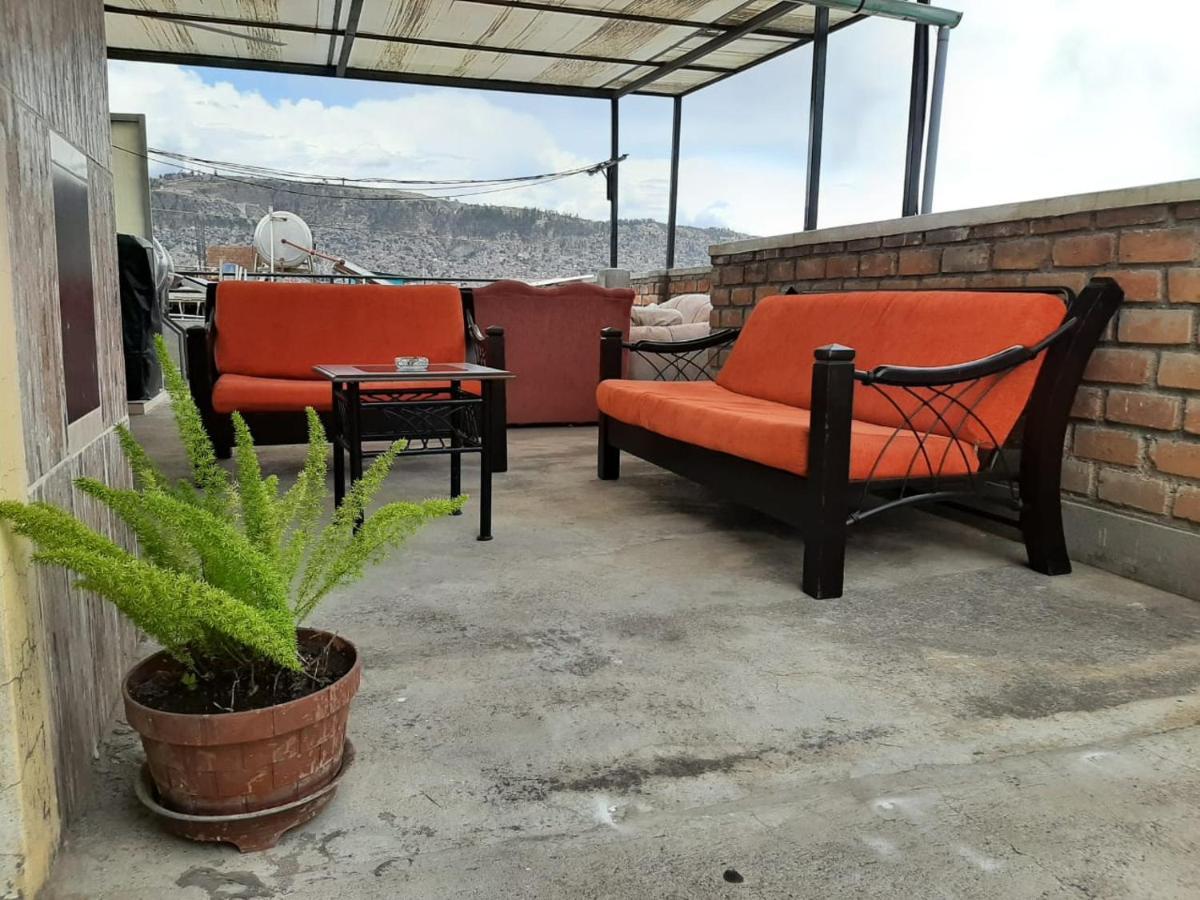 Hostal Don Cristobal อายากุตโช ภายนอก รูปภาพ