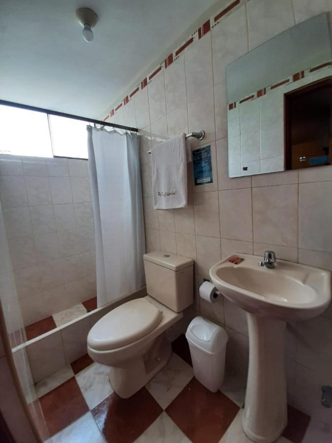 Hostal Don Cristobal อายากุตโช ภายนอก รูปภาพ
