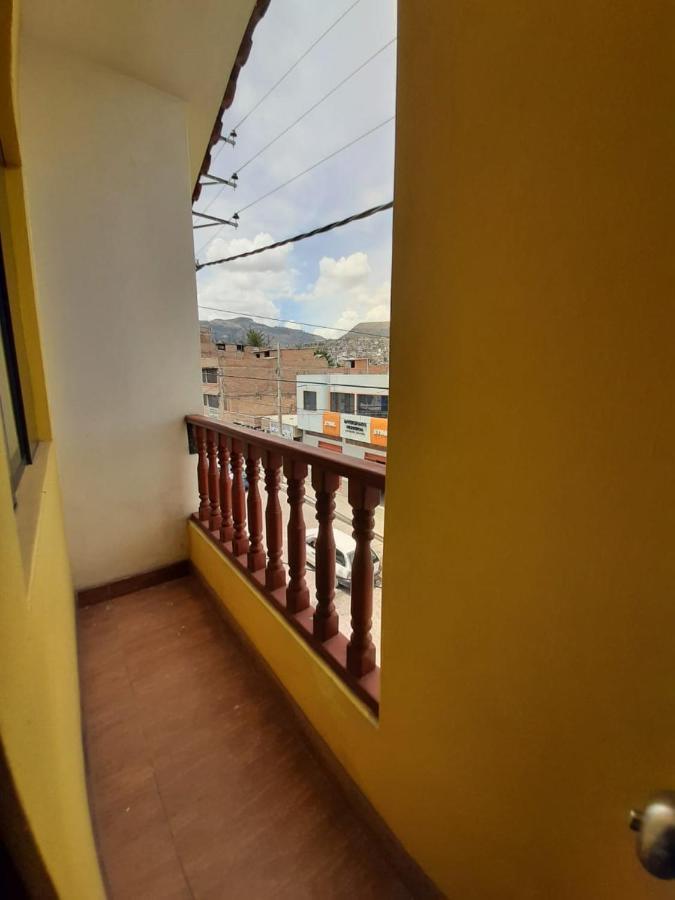 Hostal Don Cristobal อายากุตโช ภายนอก รูปภาพ