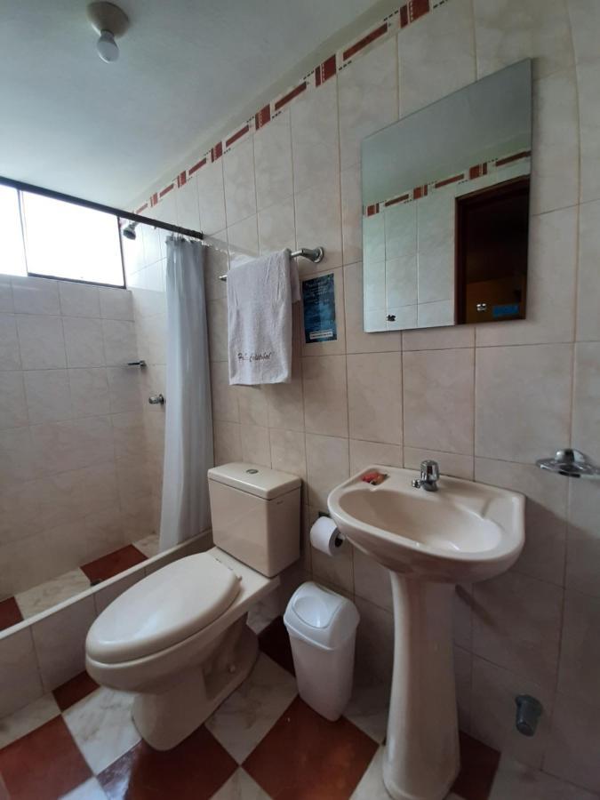 Hostal Don Cristobal อายากุตโช ภายนอก รูปภาพ