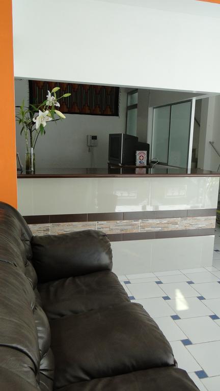 Hostal Don Cristobal อายากุตโช ภายนอก รูปภาพ